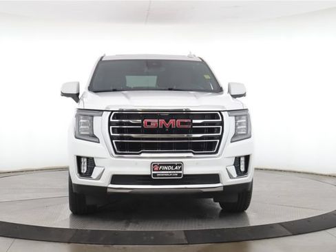 Used 2024 GMC Yukon XL SLT w/ SLT Luxury Package AWD/4WD image 12