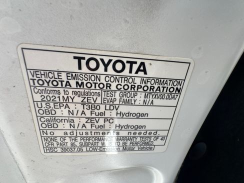 Used 2021 Toyota Mirai w/ Advanced Technology Package RWD image 18