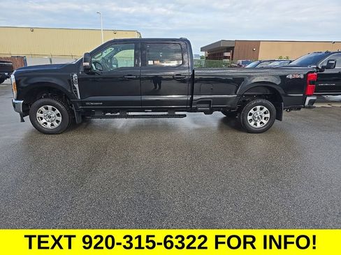 Used 2024 Ford F350 XLT AWD/4WD image 3