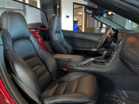 Used 2010 Chevrolet Corvette Grand Sport w/ Preferred Equipment Group RWD image 23