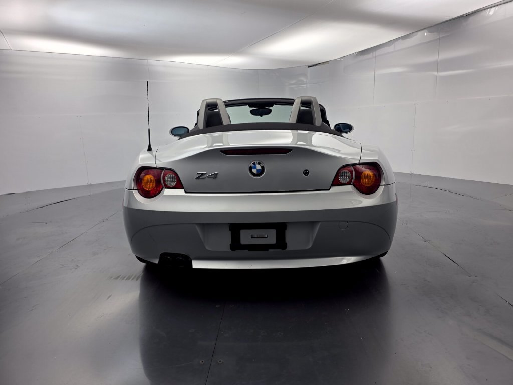 Used 2004 BMW Z4 3.0i RWD image 5
