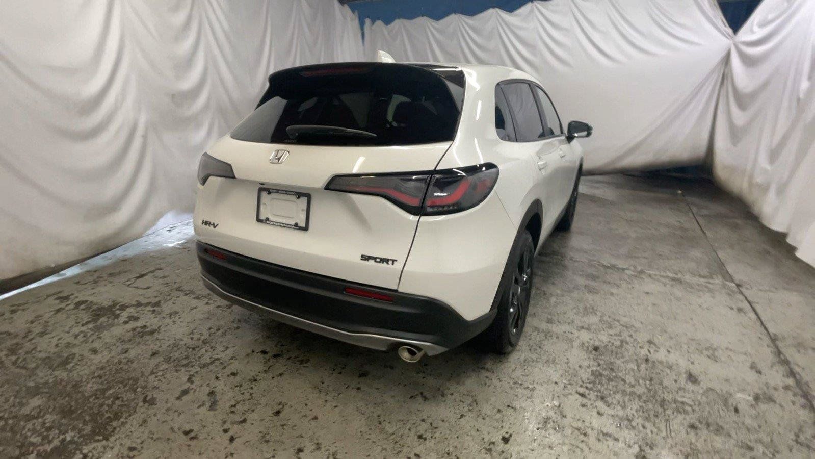 Certified 2026 Honda HR-V Sport image 7