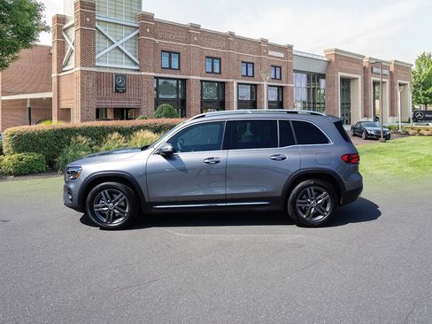 Certified 2025 Mercedes-Benz GLB 250 image 4