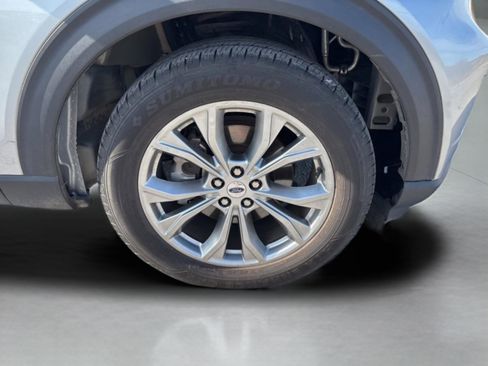 Used 2023 Ford Explorer XLT w/ Equipment Group 202A image 42