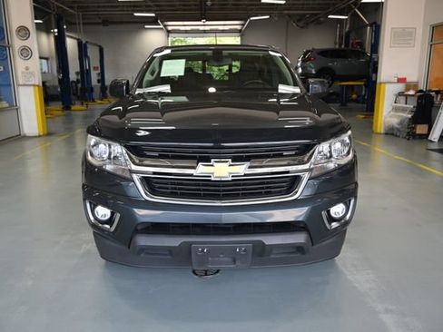 Used 2019 Chevrolet Colorado LT w/ LT Convenience Package RWD image 2