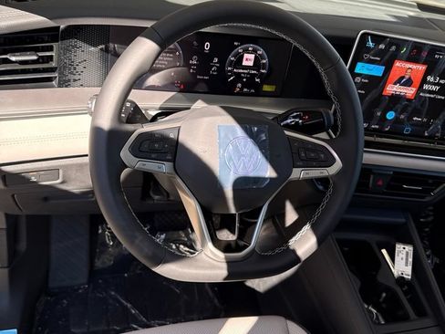 New 2026 Volkswagen Tiguan SE AWD/4WD image 23