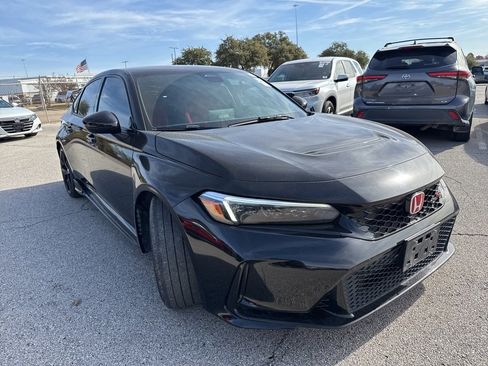 Used 2023 Honda Civic Type R image 3