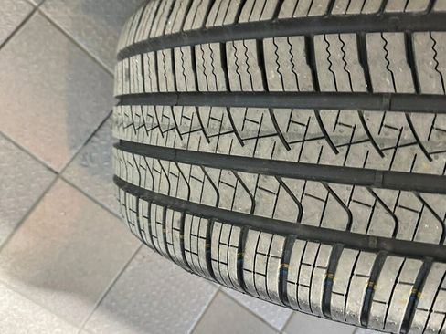 Certified 2025 Mercedes-Benz GLS 450 4MATIC AMG Line image 47