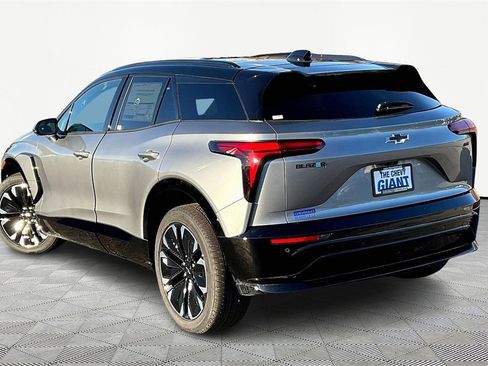 New 2026 Chevrolet Blazer EV RS image 3