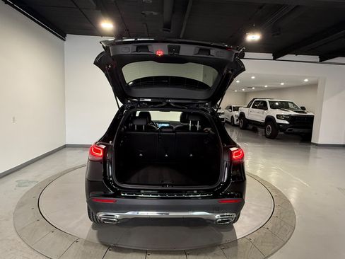 Used 2022 Mercedes-Benz GLA 250 4MATIC image 15