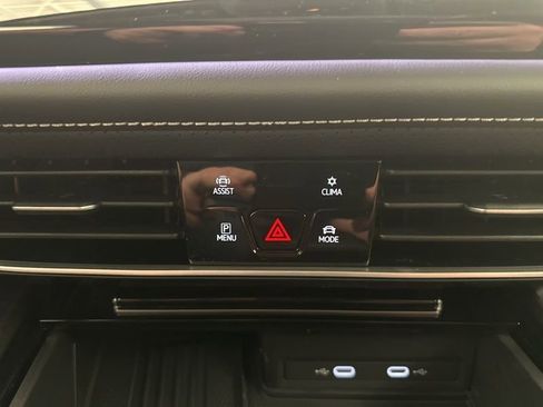 New 2026 Volkswagen Atlas SEL AWD/4WD image 18
