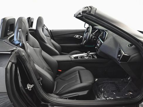 Used 2026 BMW Z4 sDrive30i RWD image 38