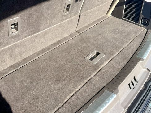 Used 2022 Lincoln Navigator Reserve image 13