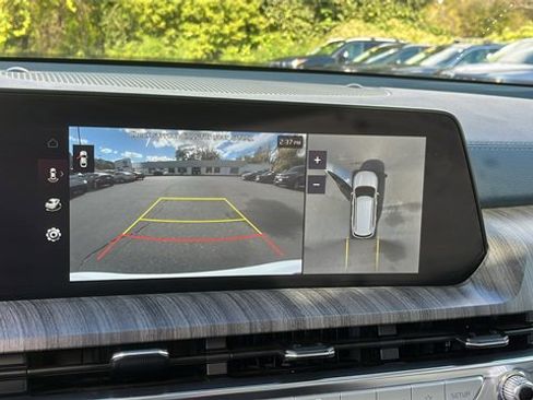 Used 2024 Kia Telluride SX Prestige w/ Towing Package image 16