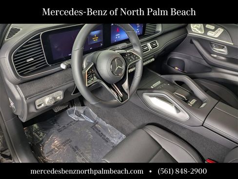 New 2026 Mercedes-Benz GLS 450 4MATIC image 8