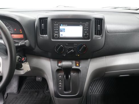 Used 2017 Nissan NV200 SV w/ Technology Package FWD image 17