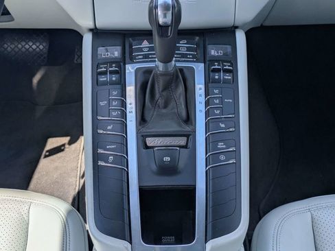 Used 2016 Porsche Macan S AWD/4WD image 21