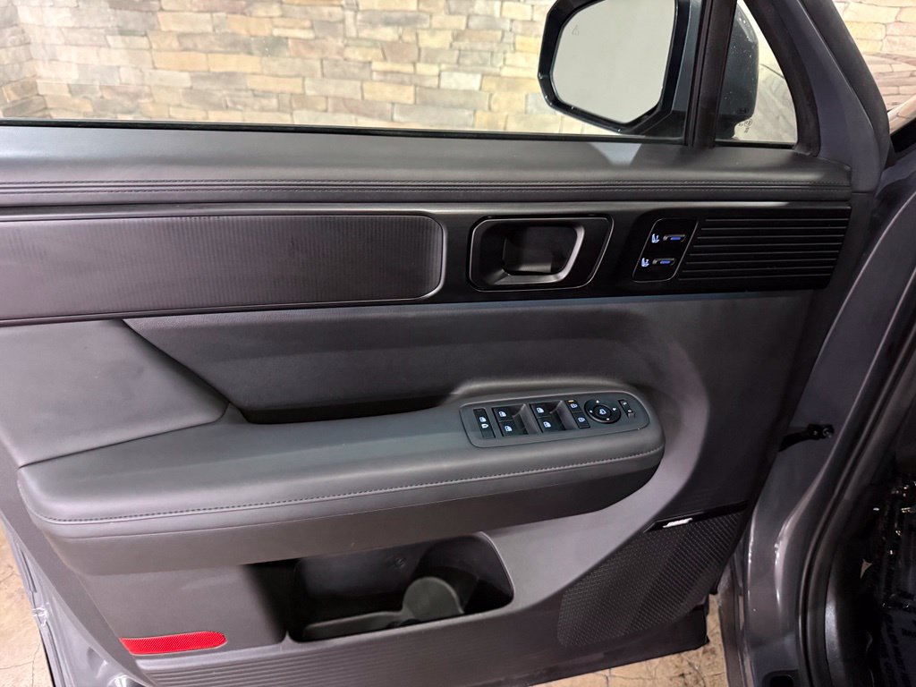 Used 2026 Hyundai Santa Fe Calligraphy AWD/4WD image 12
