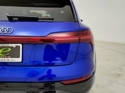 Used 2024 Audi Q8 e-tron Premium Plus AWD/4WD image 28