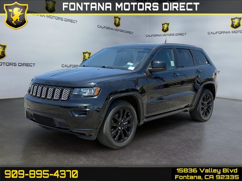 Used 2022 Jeep Grand Cherokee Laredo X RWD image 1