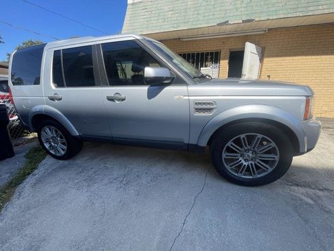 Used 2011 Land Rover LR4 HSE AWD/4WD image 24