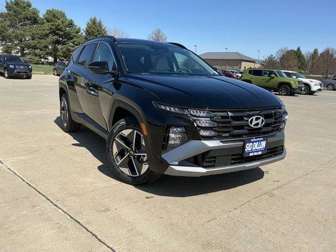 New 2025 Hyundai Tucson SEL image 2