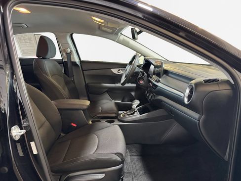 Certified 2022 Kia Forte LXS FWD image 26