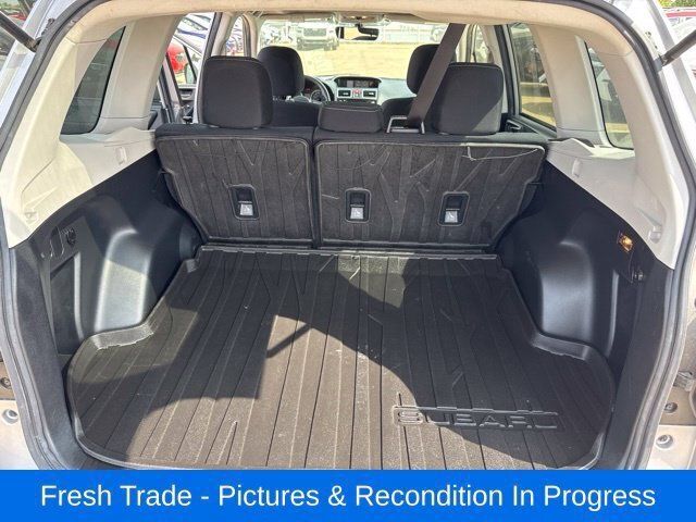 Used 2017 Subaru Forester 2.5i Premium w/ All-Weather Package AWD/4WD image 19