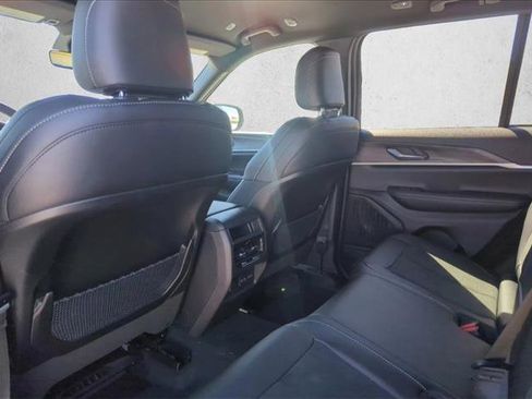 New 2026 Jeep Grand Cherokee Altitude RWD image 17
