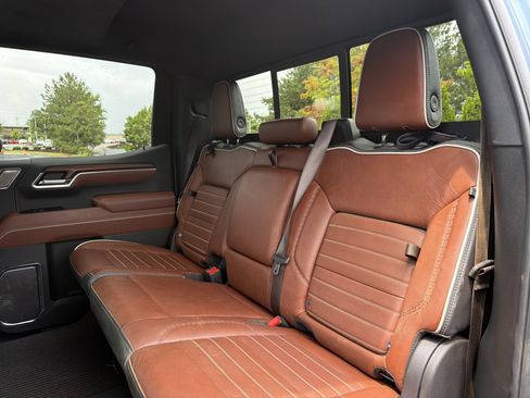 Used 2025 GMC Sierra 1500 Denali Ultimate AWD/4WD image 9