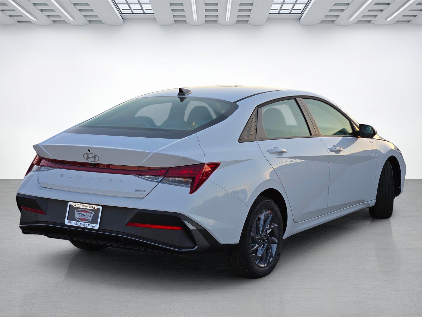 New 2026 Hyundai Elantra Hybrid FWD image 4