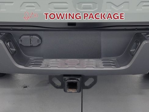 Certified 2023 Toyota Tacoma TRD Off-Road AWD/4WD image 27