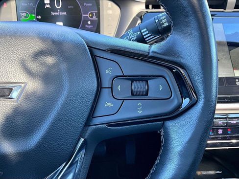 Used 2023 Chevrolet Bolt EUV Premier w/ Sun & Sound Package image 10