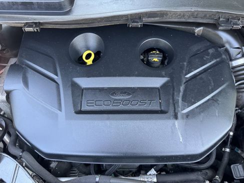 Used 2017 Ford Escape Titanium AWD/4WD image 29