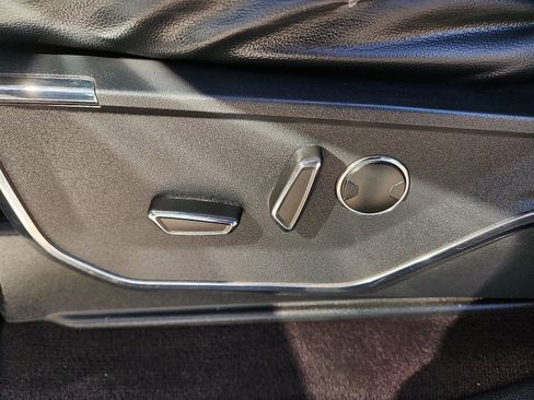 Used 2021 Ford F150 Lariat image 12