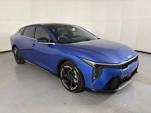 New 2026 Kia K4 EX FWD image 2