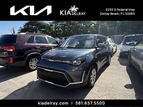 Certified 2023 Kia Soul LX FWD image 9