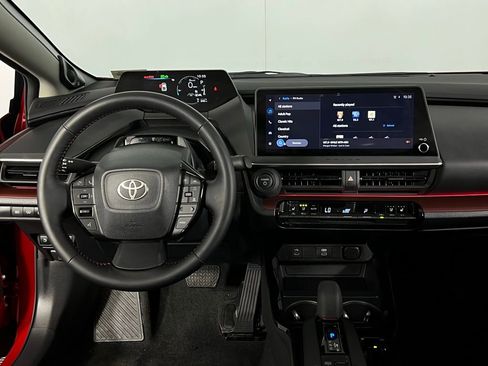 Used 2024 Toyota Prius Prime Premium image 19