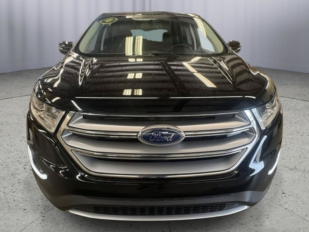 Used 2018 Ford Edge Titanium w/ Equipment Group 301A AWD/4WD image 8