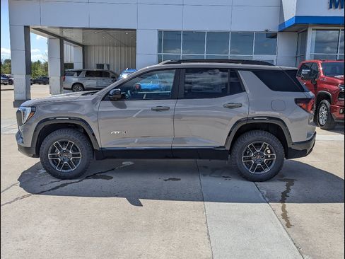 New 2026 GMC Terrain AT4 w/ Technology Package II image 10