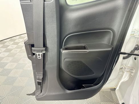 Used 2022 Chevrolet Colorado LT w/ Fleet Safety Package RWD image 23