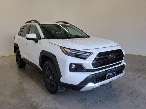 Used 2023 Toyota RAV4 Adventure AWD/4WD image 4