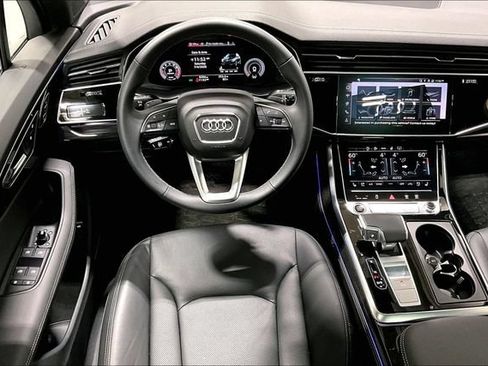 Used 2026 Audi Q7 3.0T Premium Plus w/ Premium Plus Package AWD/4WD image 4