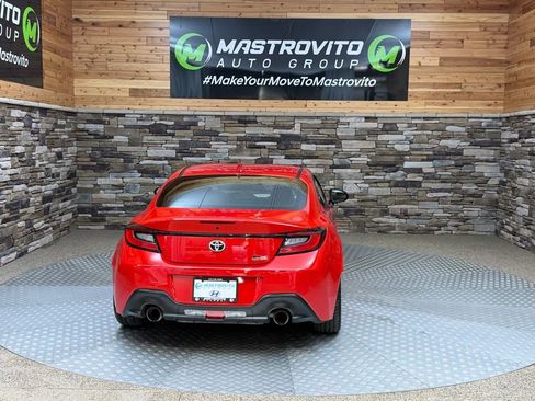 Used 2022 Toyota GR86 w/ ALL Weather Mat Package (TMS) image 8