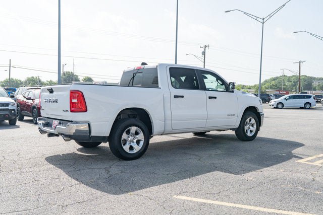 Used 2025 RAM 1500 Big Horn AWD/4WD image 5
