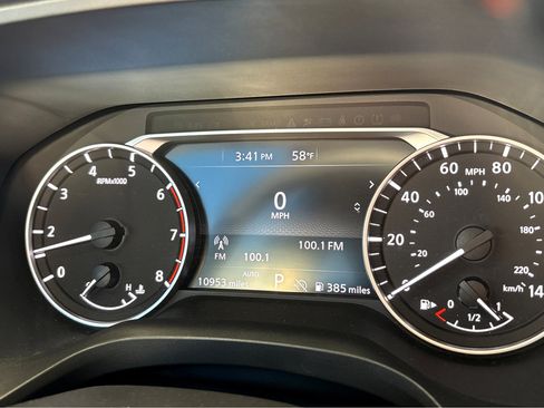 Used 2025 Nissan Rogue SV w/ Rock Creek Premium Package image 5