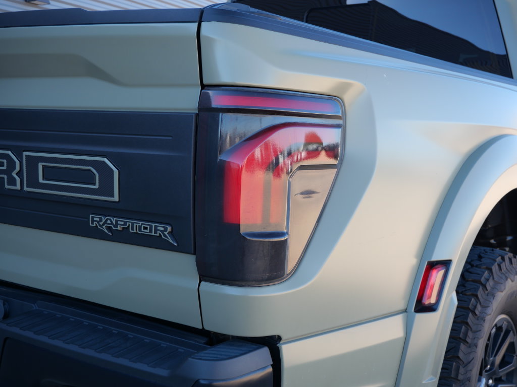 Used 2025 Ford F150 Raptor AWD/4WD image 8