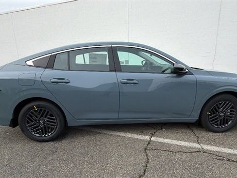 New 2026 Nissan Sentra SV image 3