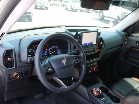 Used 2024 Ford Bronco Sport Badlands w/ Premium Package AWD/4WD image 24