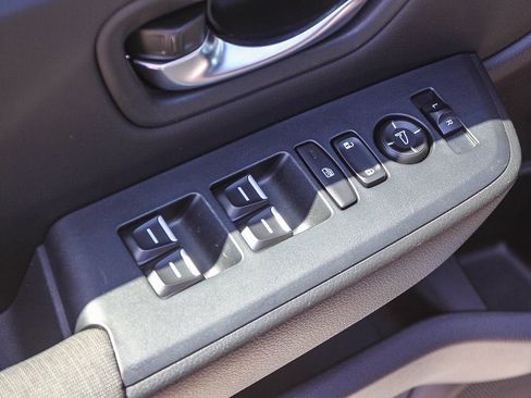Certified 2025 Honda Pilot Sport image 21